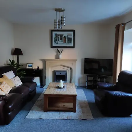 Main Street Swinford! Apartment Swinford