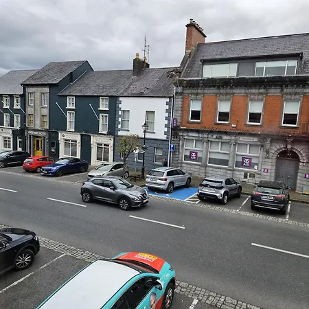 Main Street Swinford! Apartment Swinford