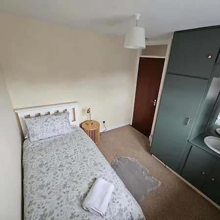 Apartment Main Street Swinford!